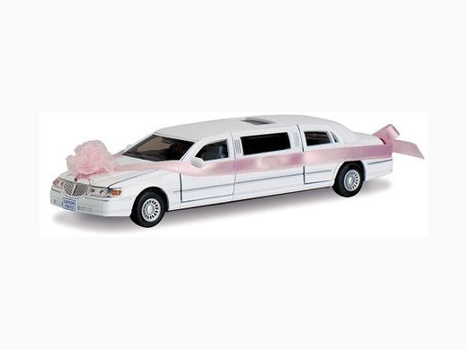 Модель лимузин LINCOLN 7'' KT7001WW TOWN LOVE CAR металл.инерц.откр.дв.кор./72/